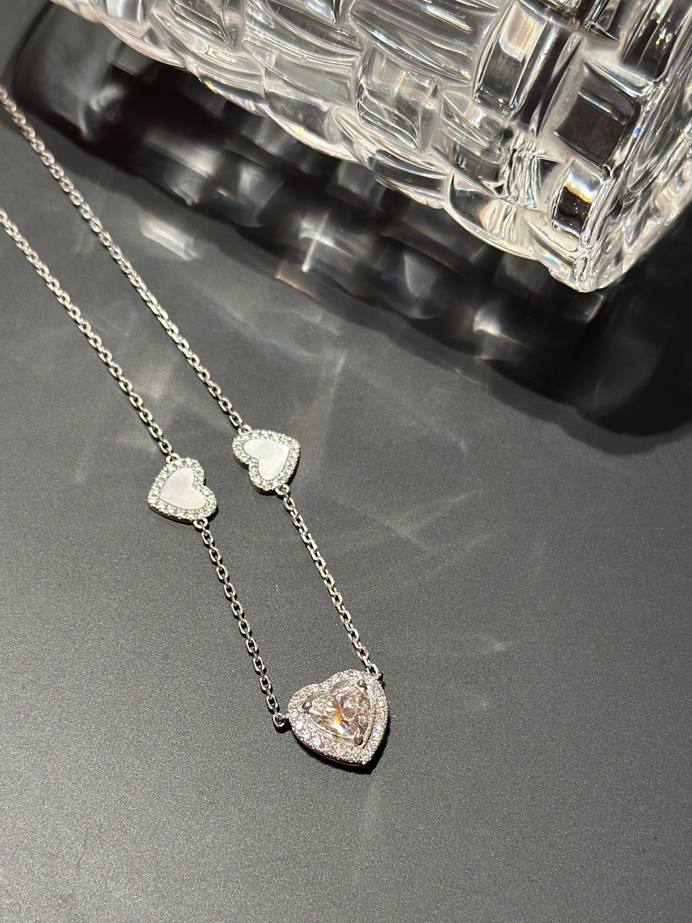 Lab grown diamonds sweet heart shiny gold necklace(PT950)