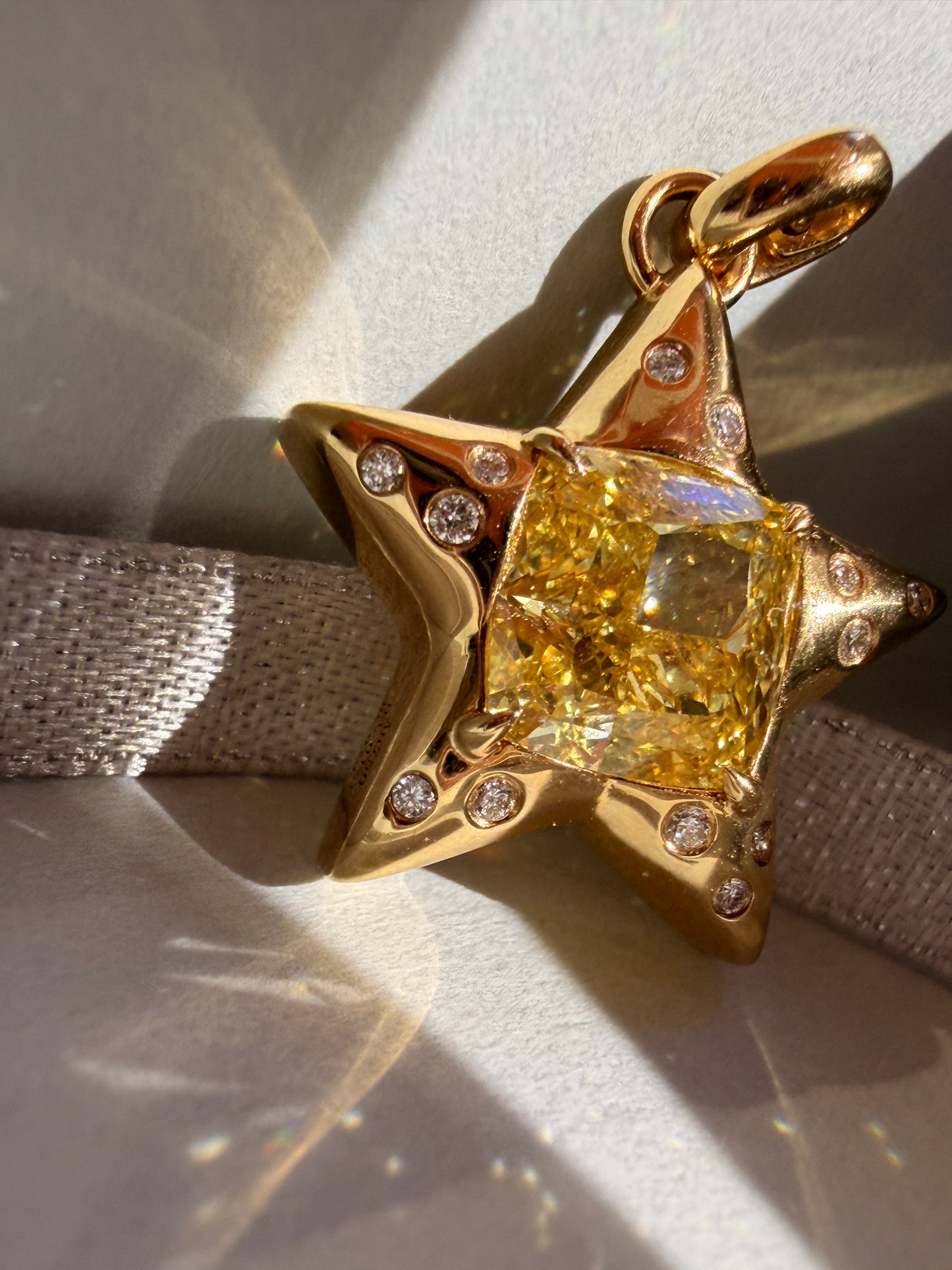 Aurora Star Lab Grown Fancy yellow Diamond Pendant