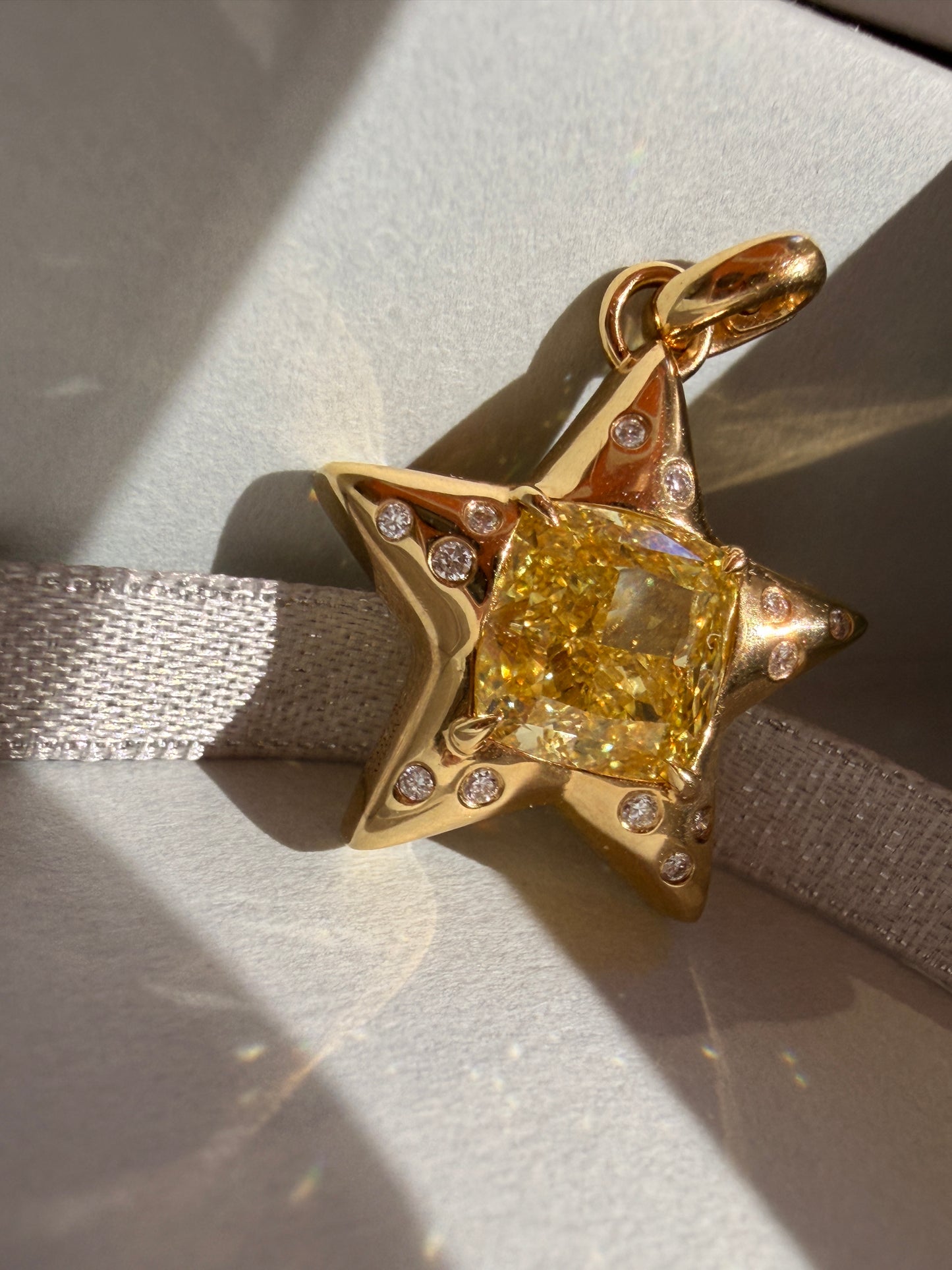 Aurora Star Lab Grown Fancy yellow Diamond Pendant