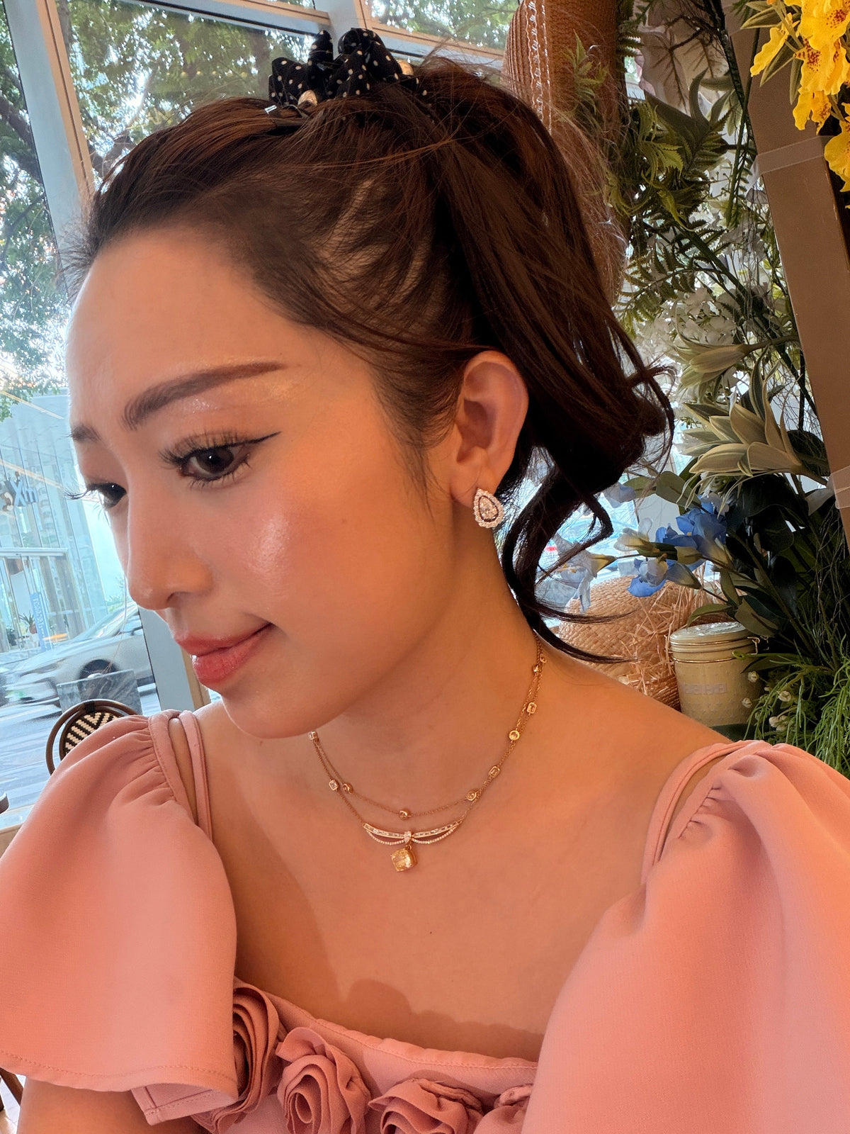 Shiningvivila Inner Light earrings