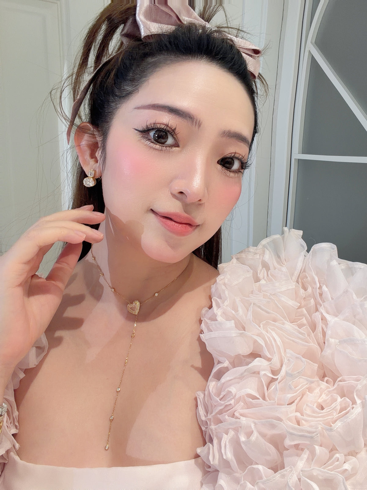 The Floating Love Bloom (2 carats Heart lab grown pink diamond )Necklace