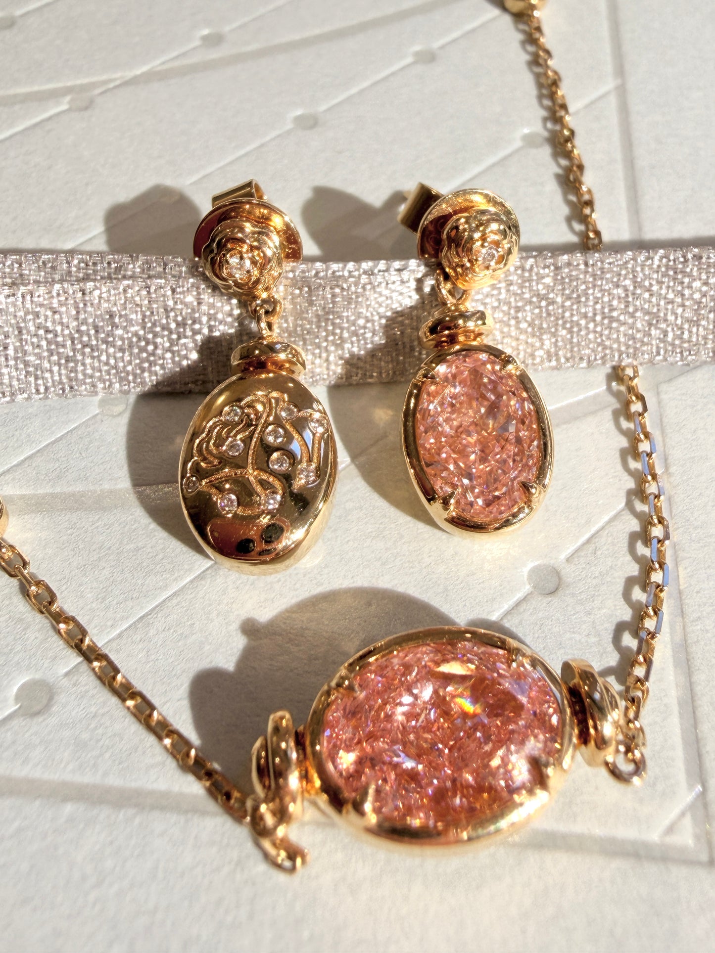 Reversible Pink Secret Bloom Necklace(flip and can wear it two sides)
