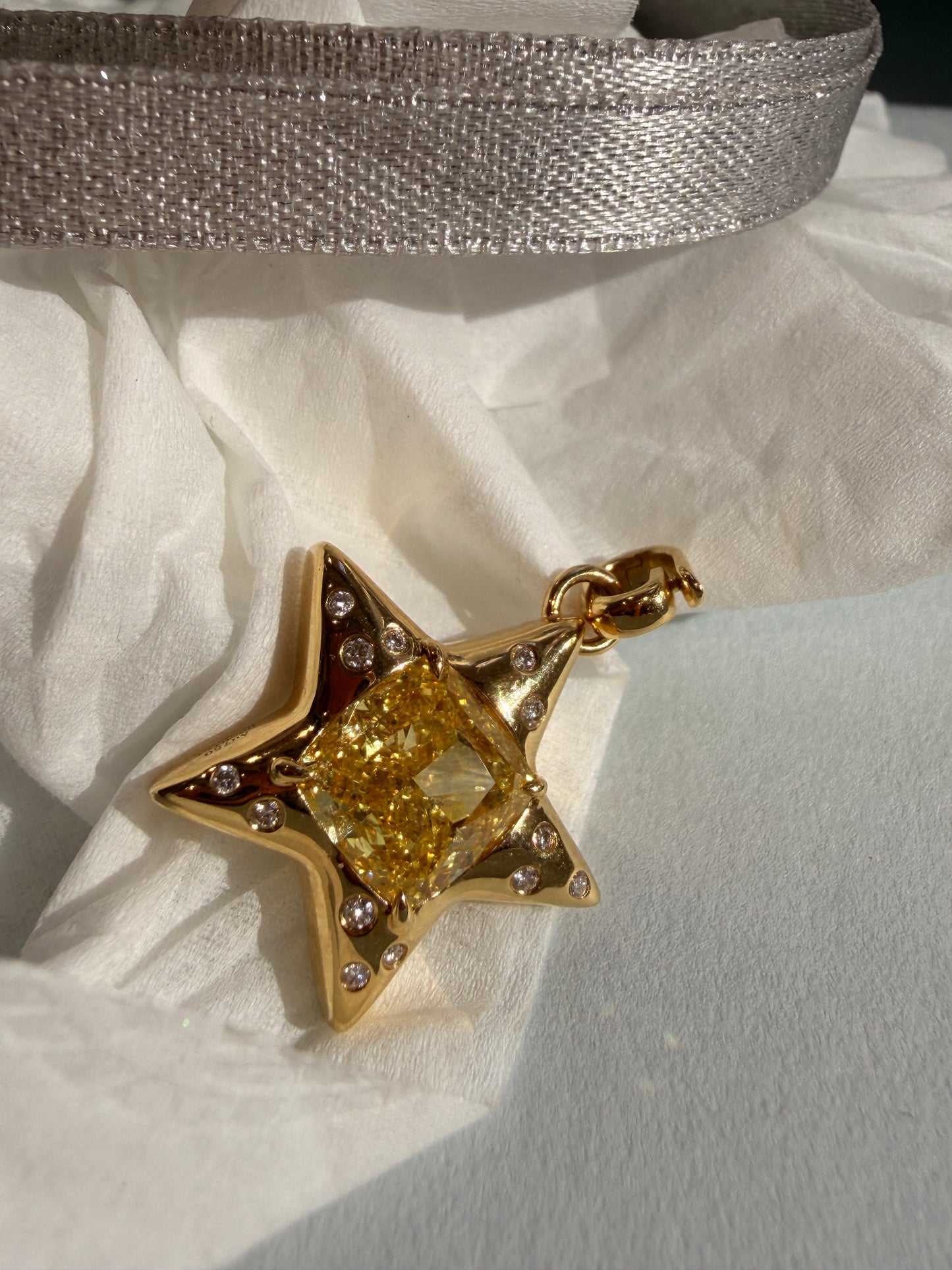 Aurora Star Lab Grown Fancy yellow Diamond Pendant
