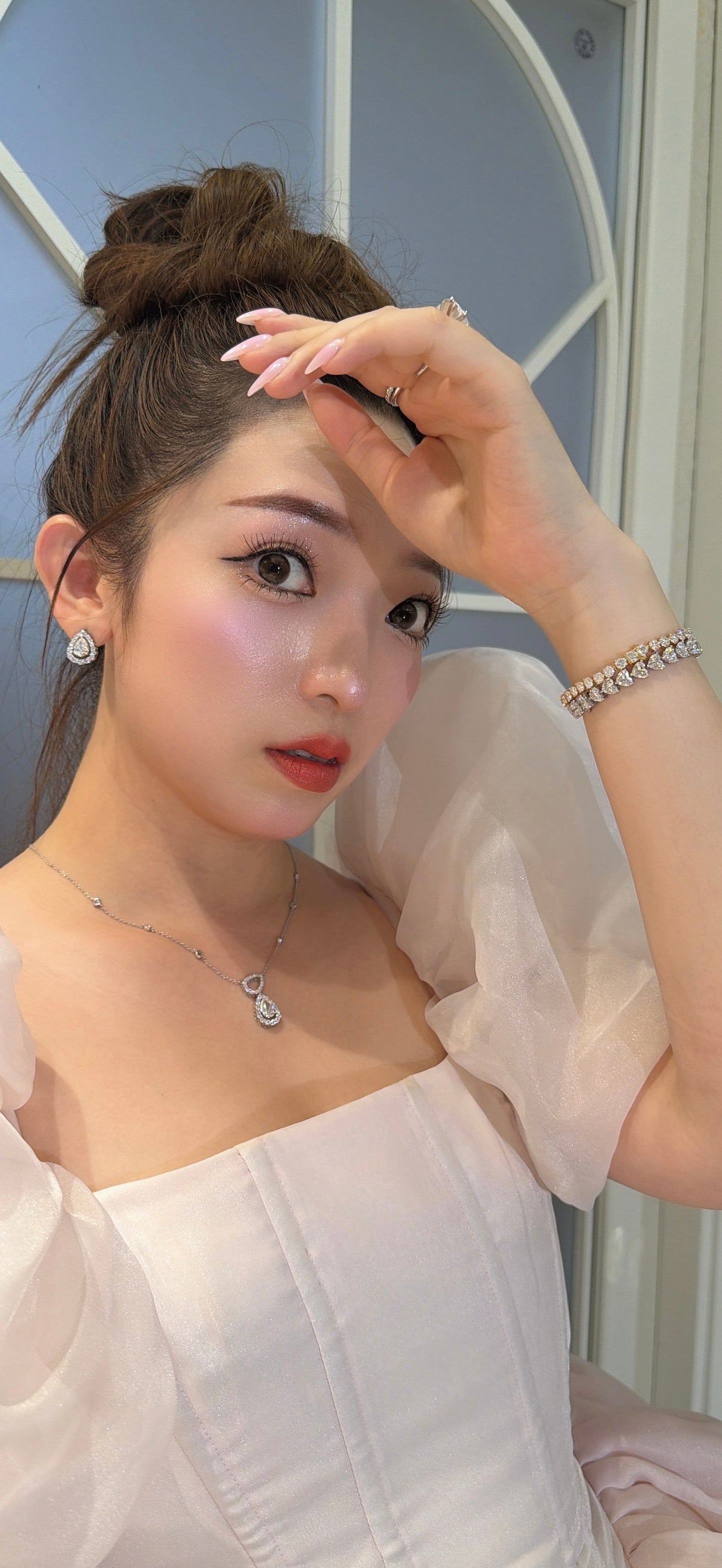 Shiningvivila Inner Light earrings