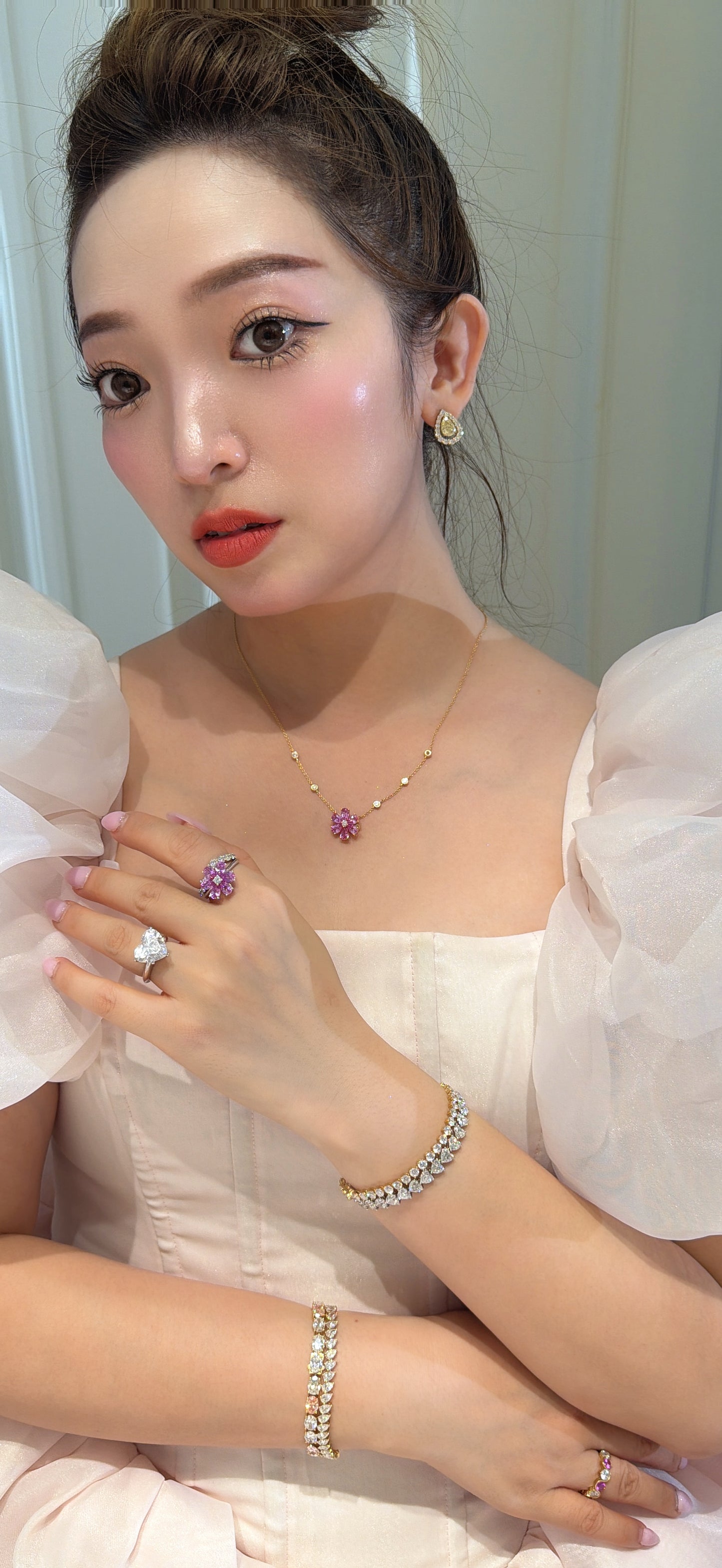 Shiningvivila Ever Bloom necklace