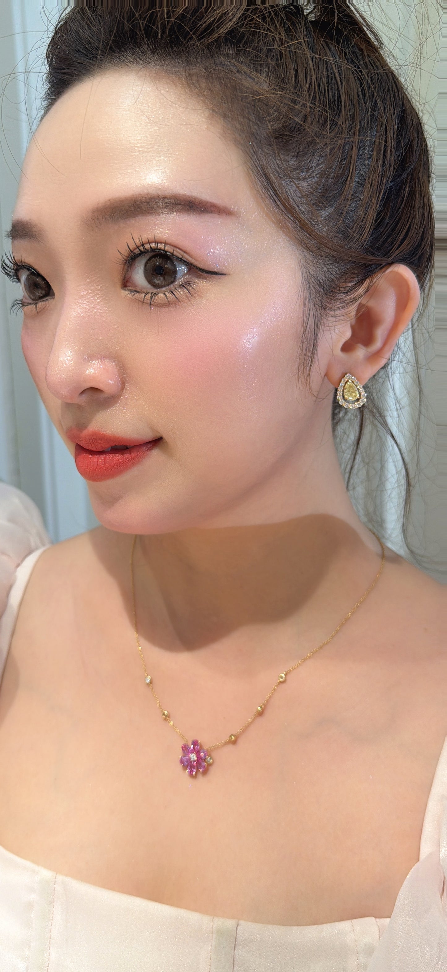 Shiningvivila Ever Bloom necklace