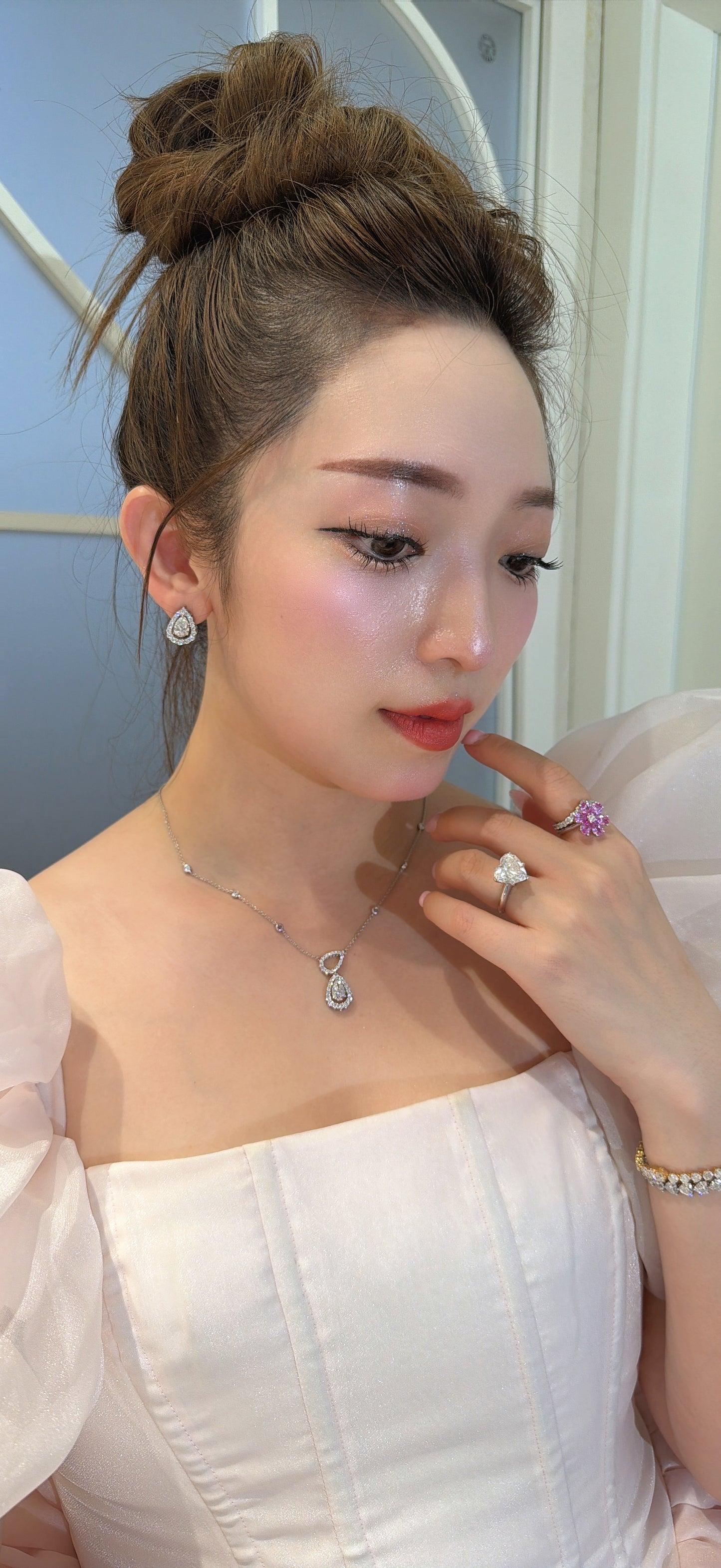 Shiningvivila Inner Light earrings