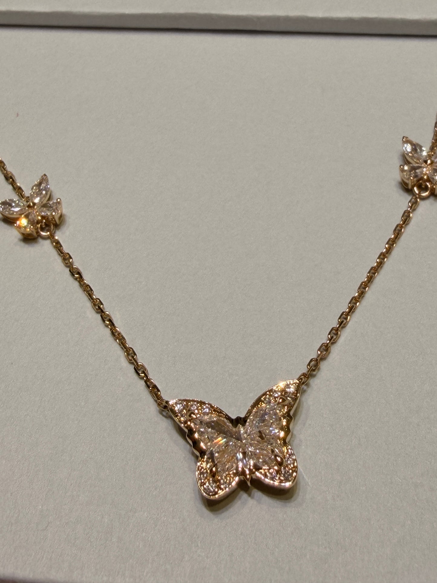 Shiningvivila Lumé Butterfly Flight Necklace
